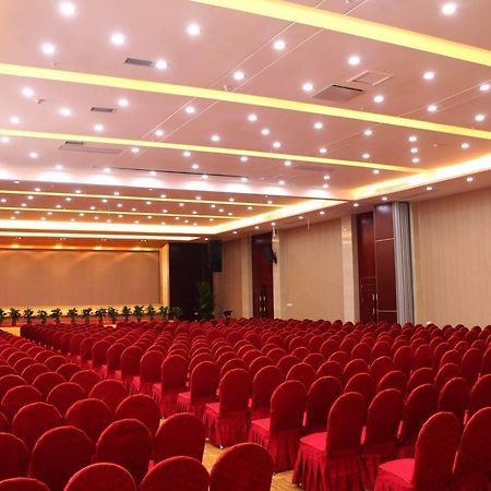 New Beacon Runfeng International Hotel Wuhan Exterior photo